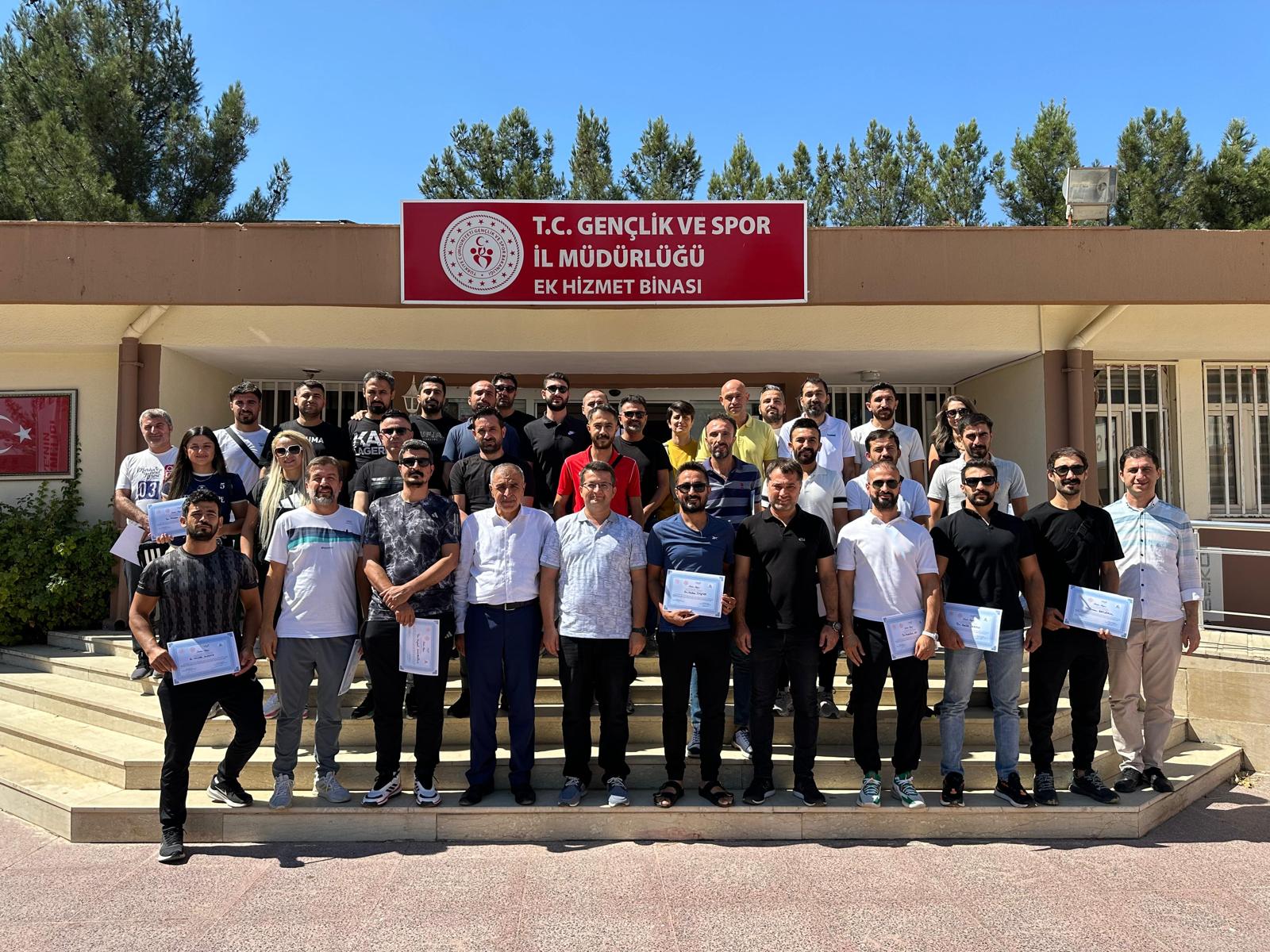 SPORCU SAĞLIĞI EĞİTİMİ TAMAMLANDI