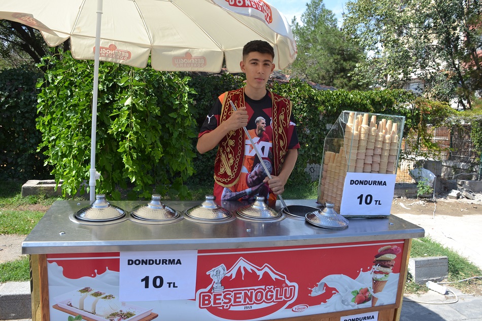 Serin havalar dondurma fiyatını düşürdü