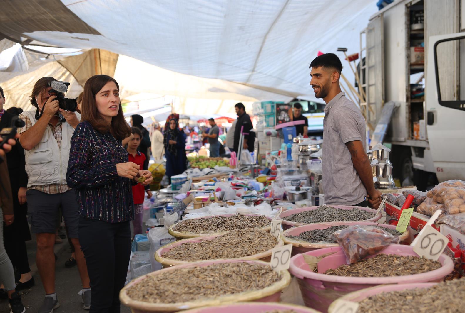 “Yerel esnaf desteklenmeli”