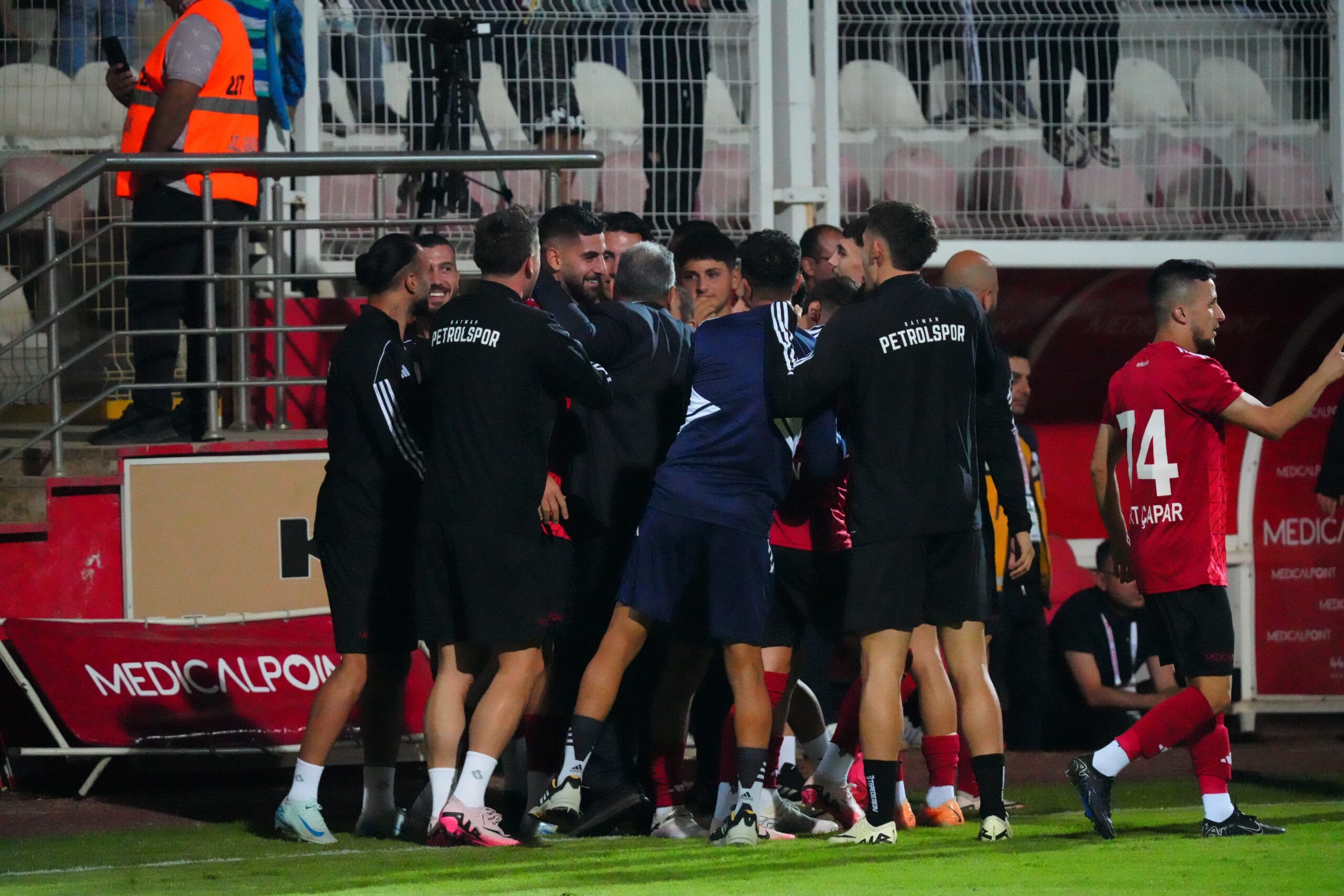 Altay’a gol olup yağdılar: 5-0