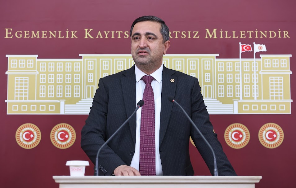 “Asgari ücretliler enflasyona ezdirilmemeli”