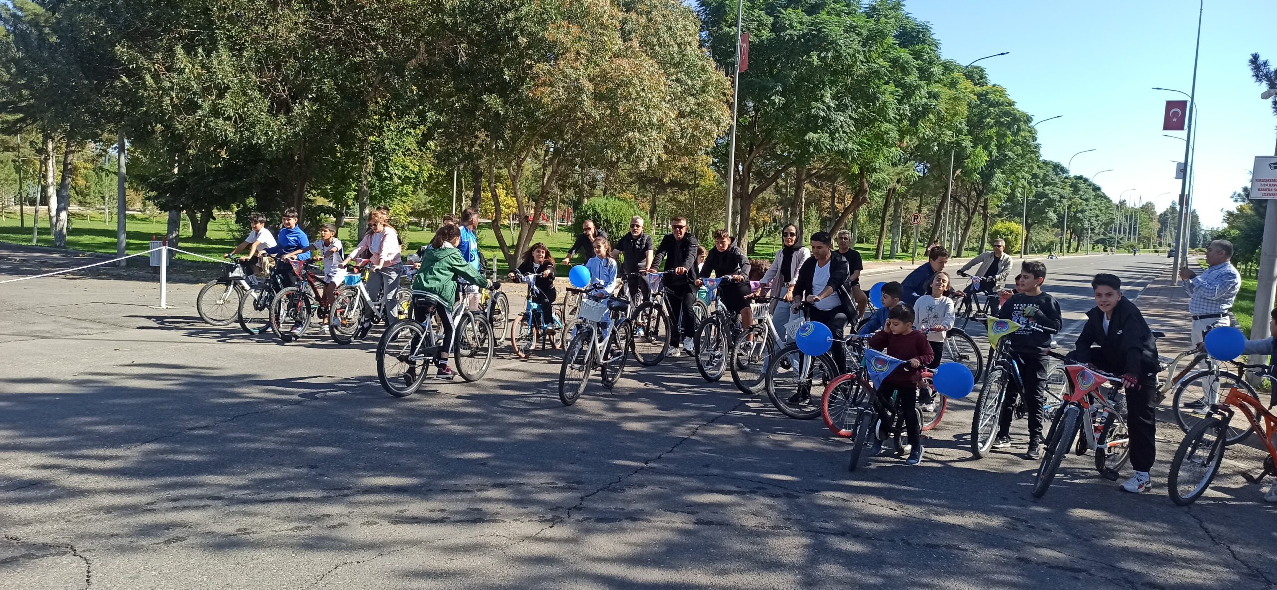 Cumhuriyet için pedal çevirdiler
