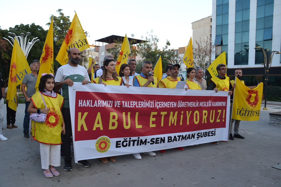“EĞİTİM VE BİLİM EMEKÇİLERİ YOK SAYILIYOR!”