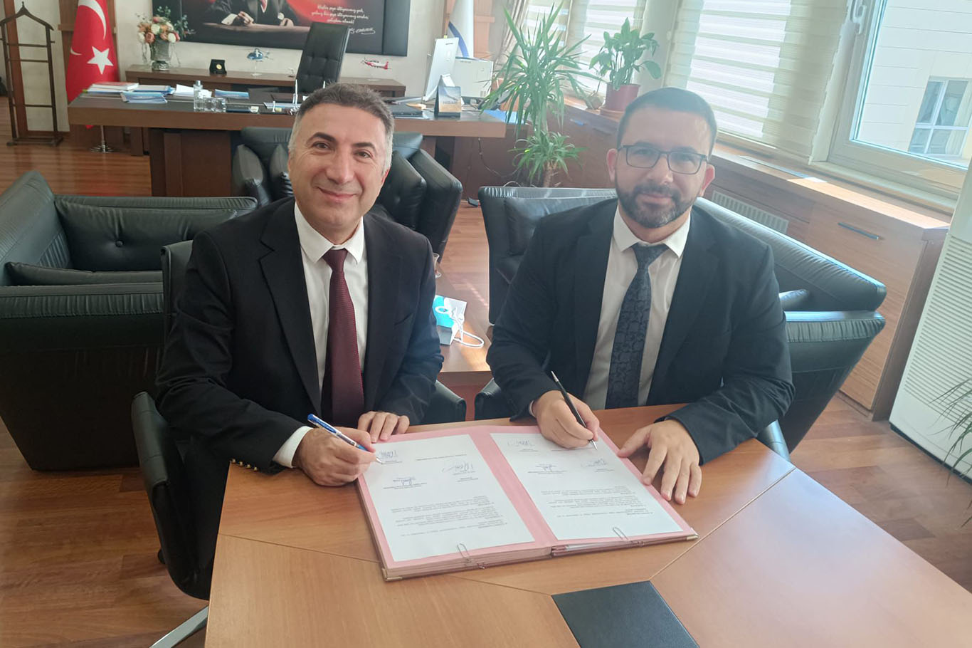 Hasta kabulü için sözleşme imzaladılar