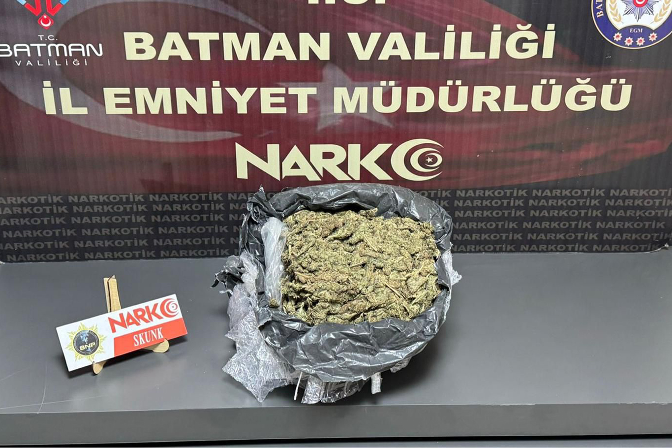 2 kilo skunk ele geçirildi