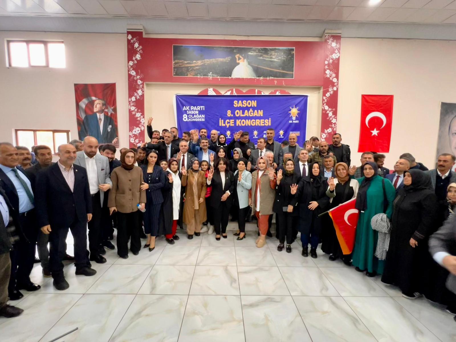 AK Parti ilçe kongrelerini coşkuyla gerçekleşti