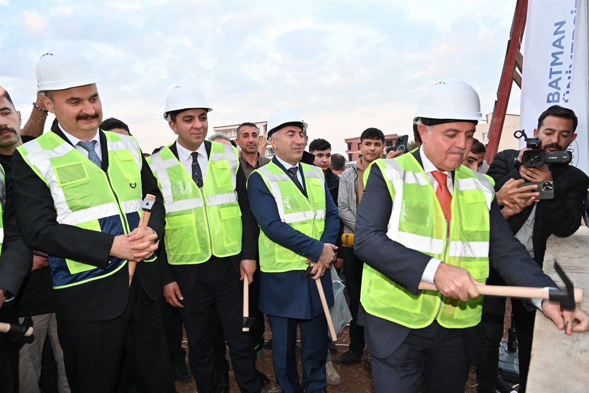 Diş hastanesi inşaatında ilk çiviyi çaktılar