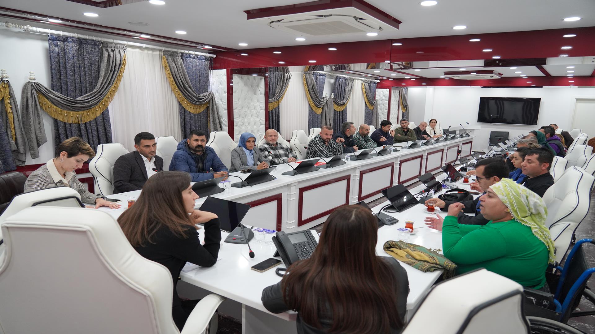 Engelli derneklerini dinlediler