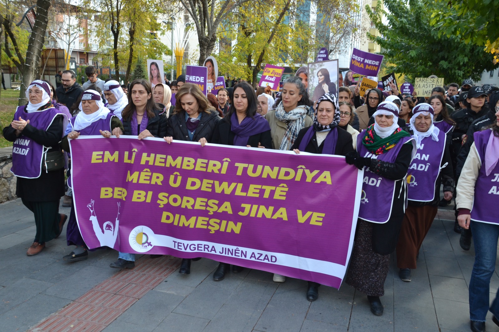 “Kayyum kendini kandırmasın”