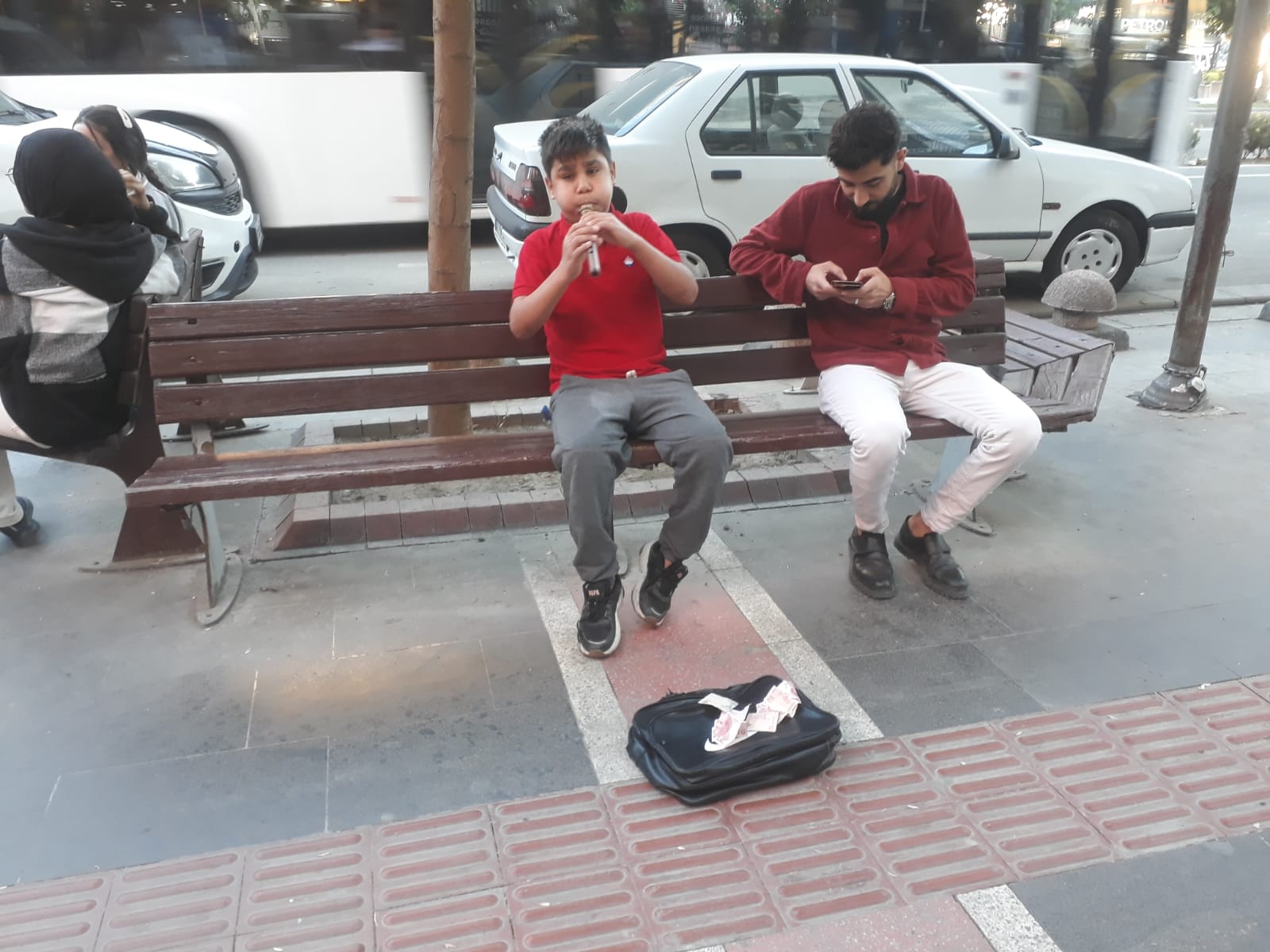 Küçük kavalcıdan mest eden resital