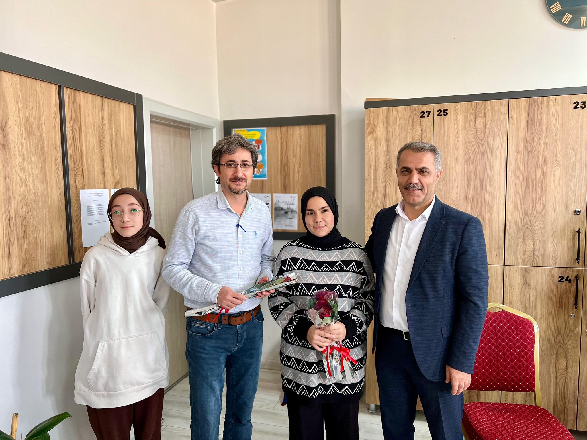 Öğretmenleri unutmadılar