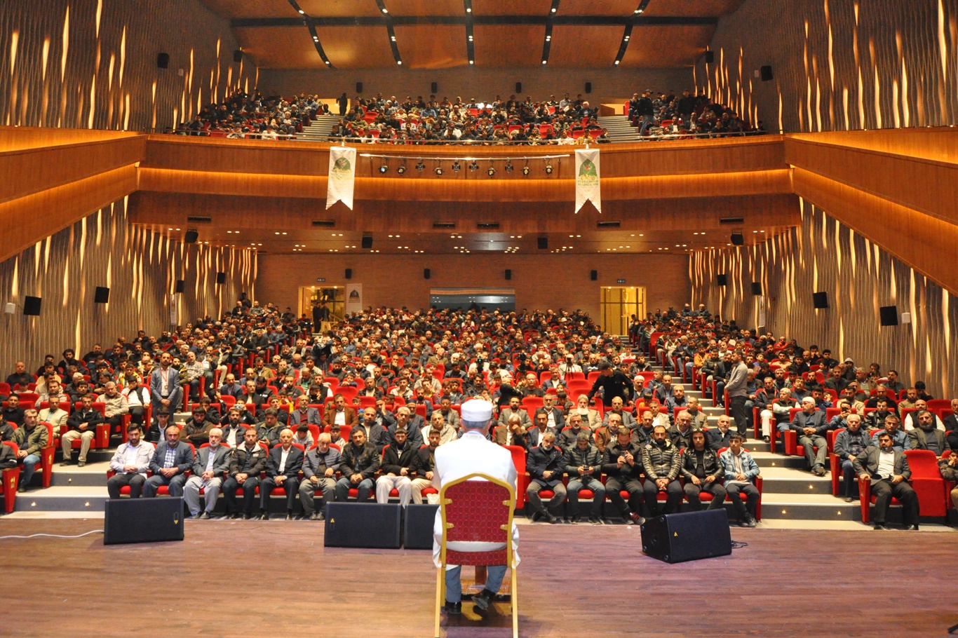 ‘Yolumuzu Aydınlatan Yıldızlar’ etkinliğine yoğun ilgi