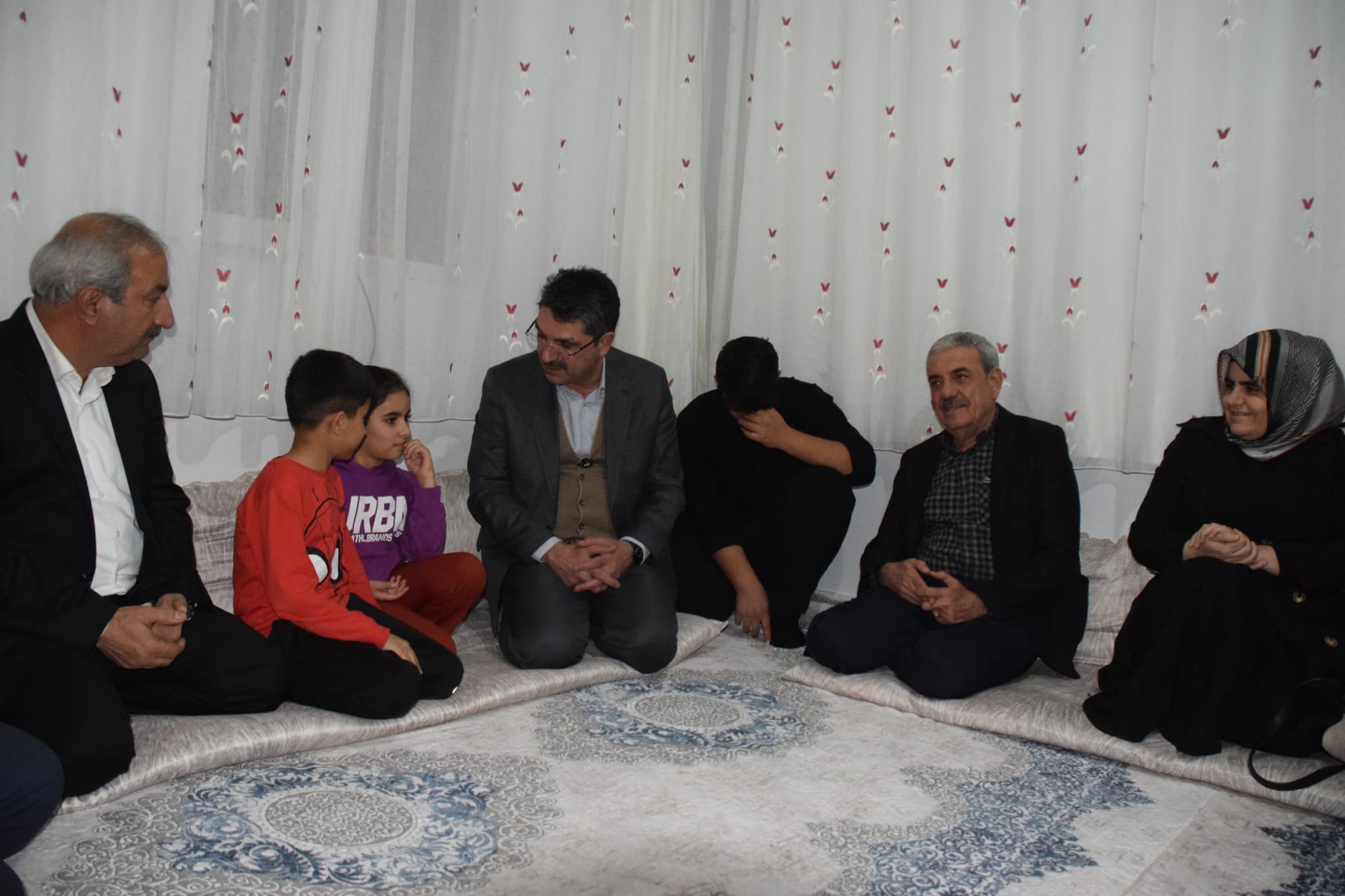 Ailelerin talep ve sorunlarını dinledi