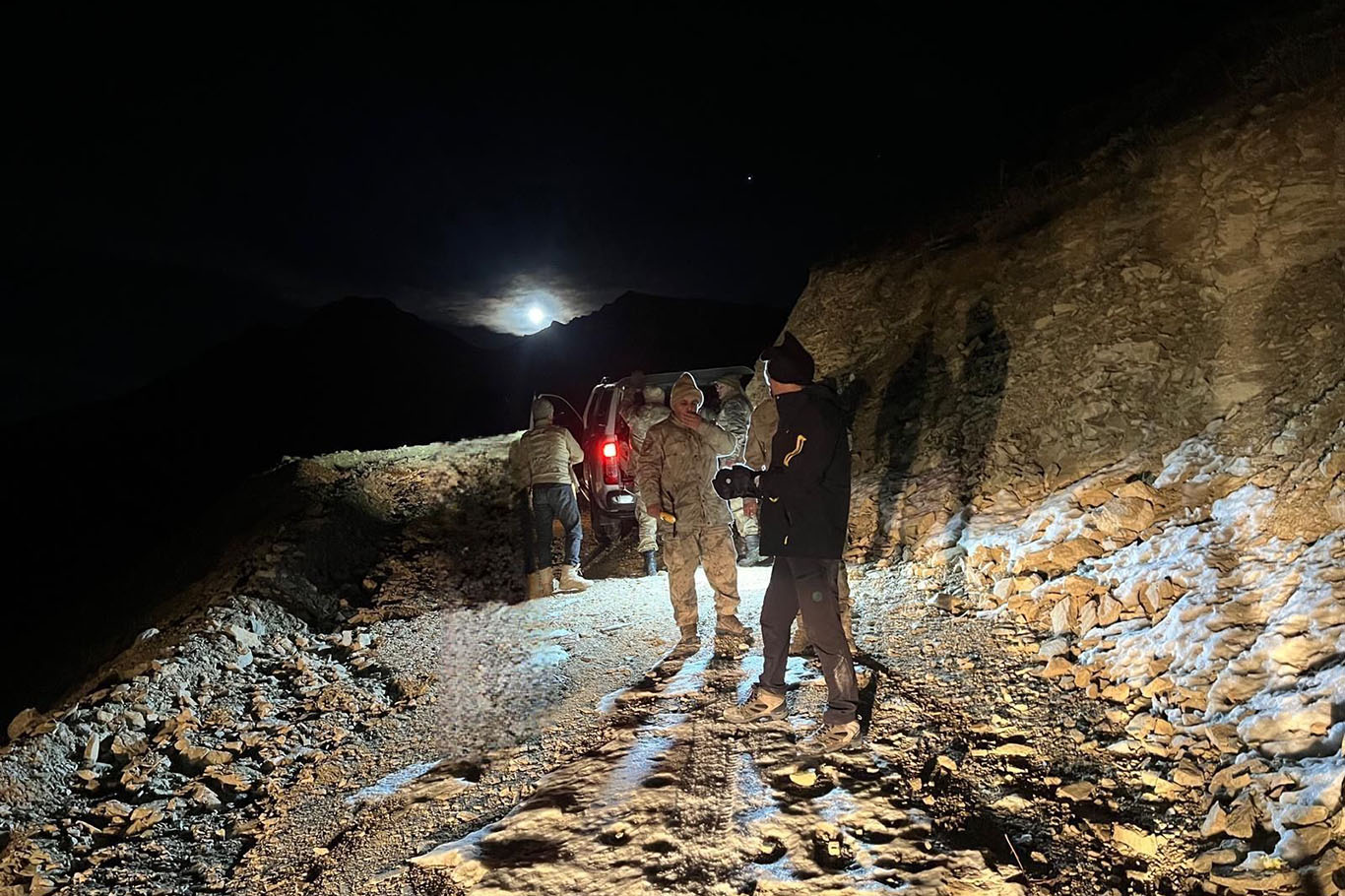 Amatör dağcı, Mereto’da mahsur kaldı