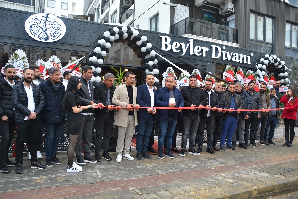 Beyler Divanı’ndan görkemli açılış