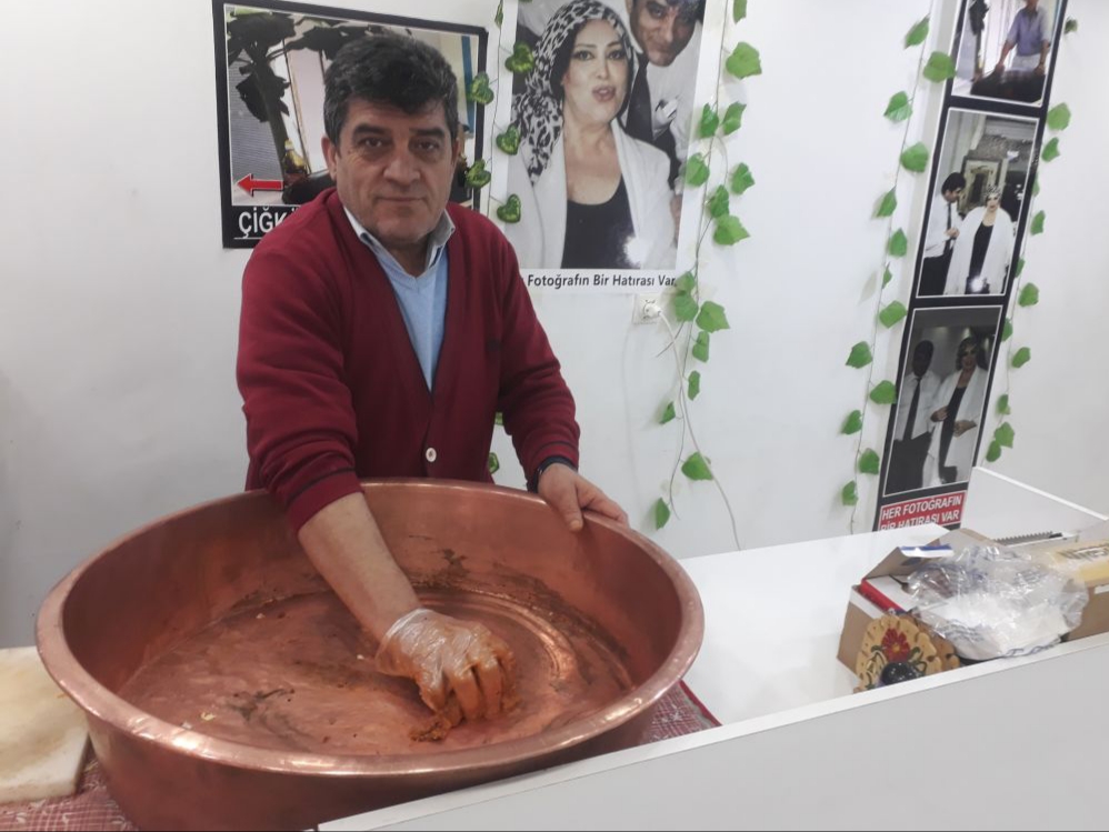 “Çiğköftemize sevgimizi katıyoruz”