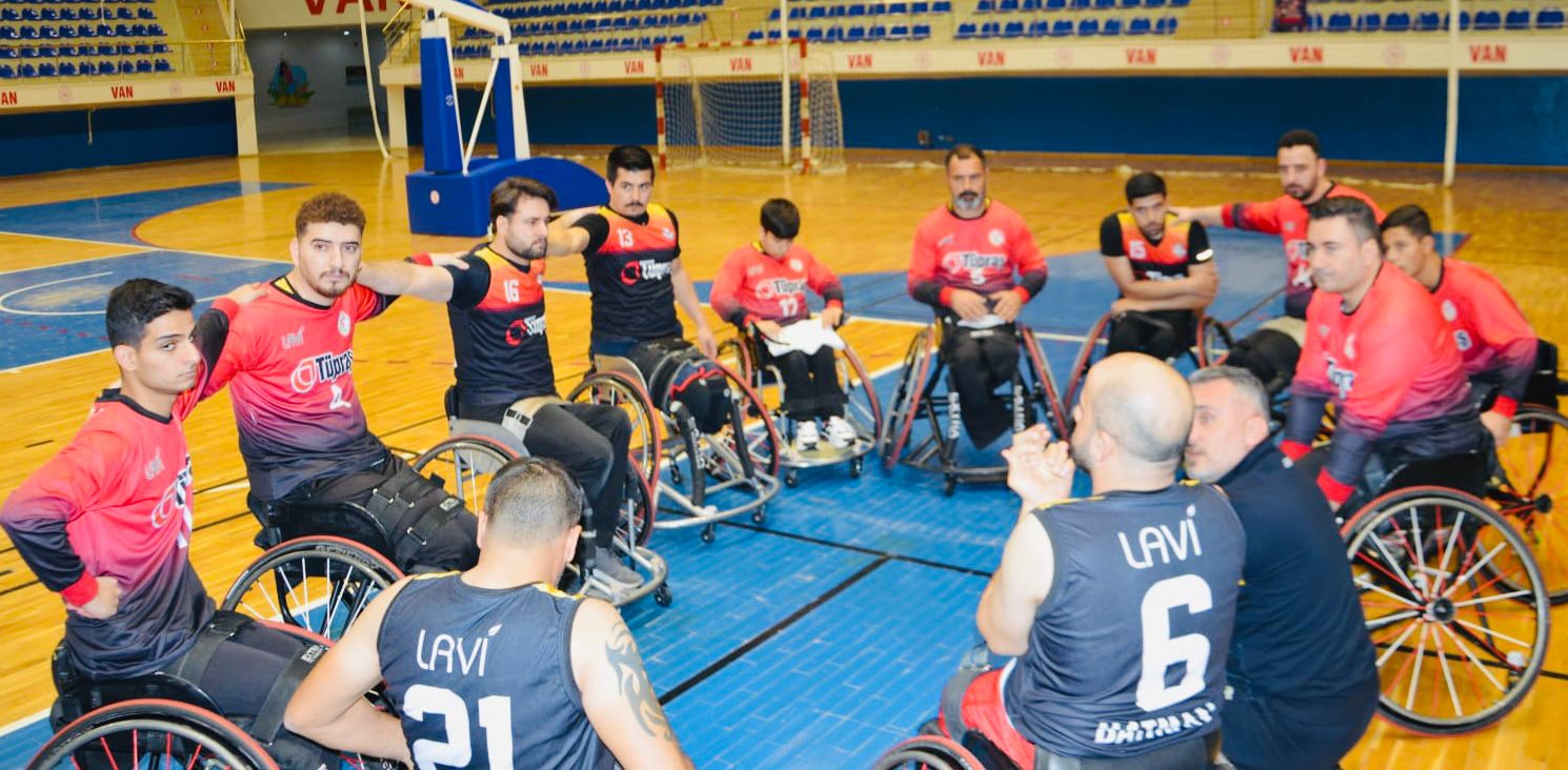 Engelli basketçiler 19. yılını kutluyor