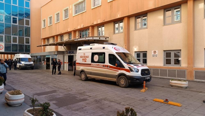 Evin penceresinden düştü!