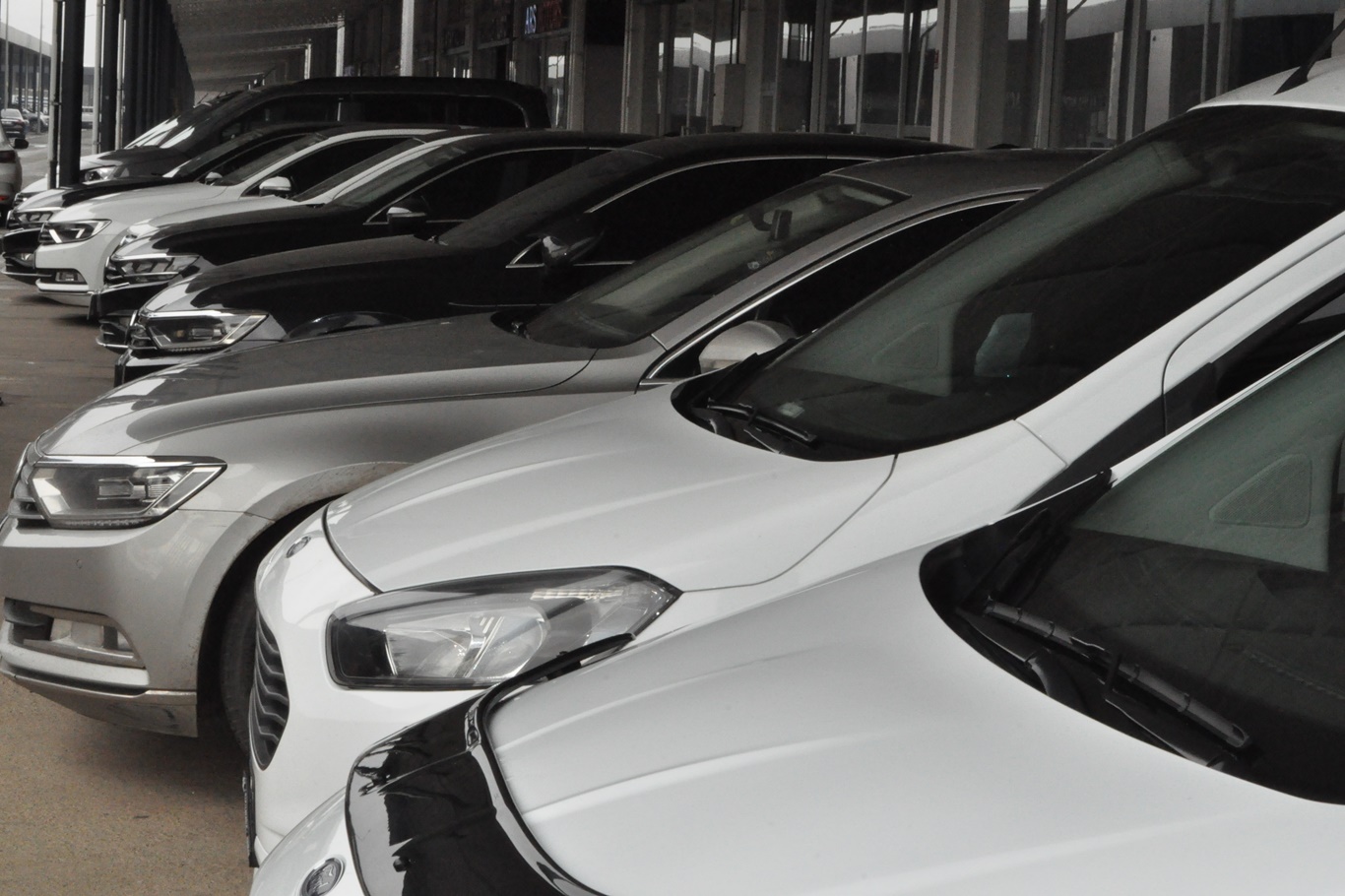 Trafik sigortası araç piyasasını vurdu