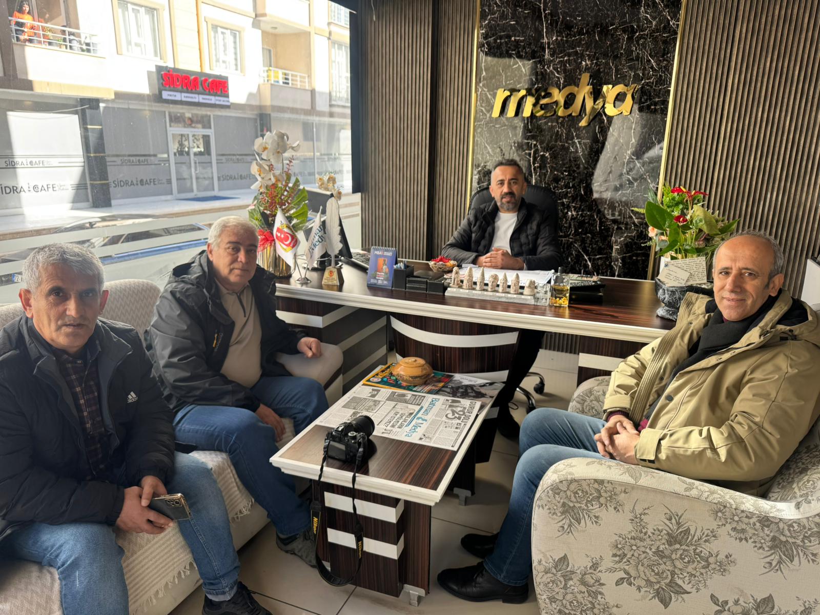 ARSLAN’DAN GAZETEMİZE KUTLAMA ZİYARETİ