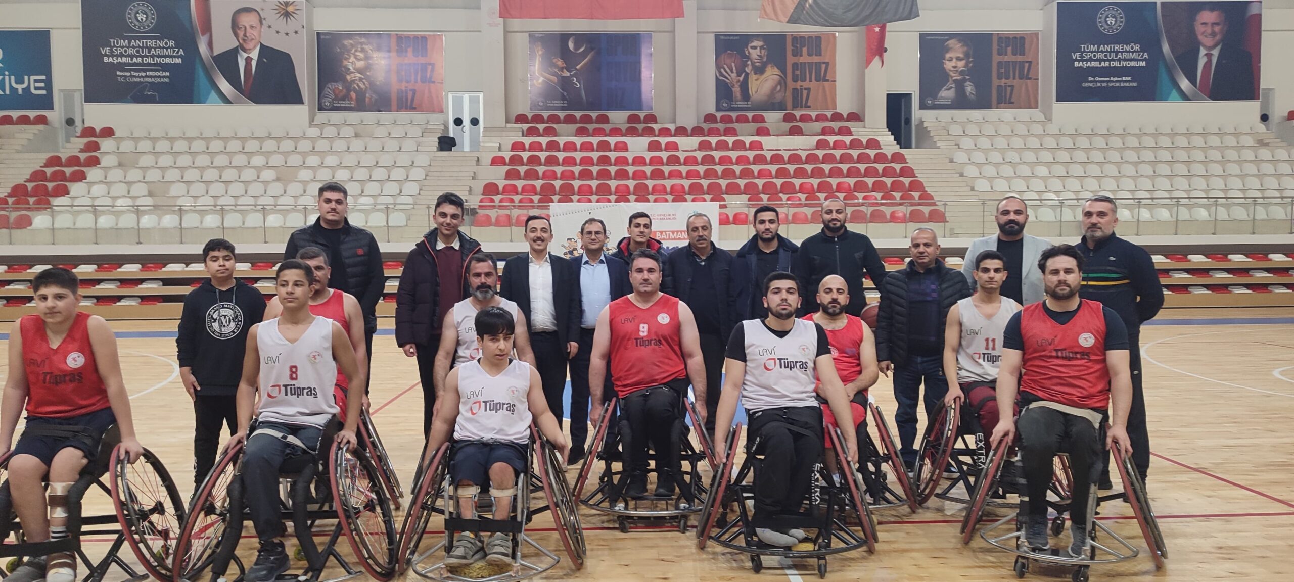 Basketbolculara moral ziyareti