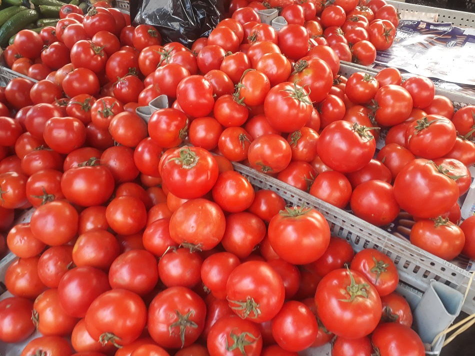 Domates fiyatları yaz mevsimini aratıyor