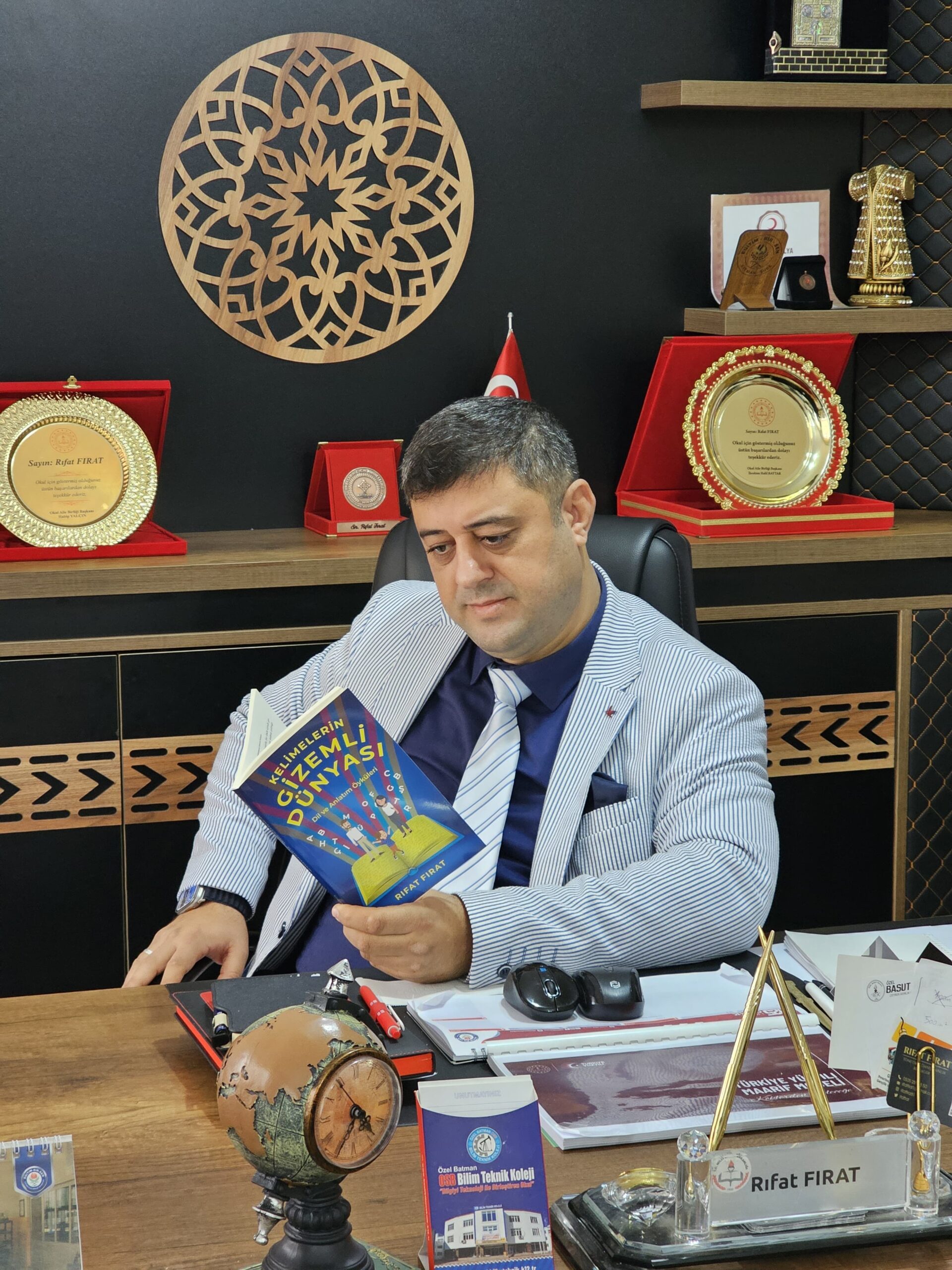 ‘Kelimelerin Gizemli Dünyası’ okurlarıyla buluştu