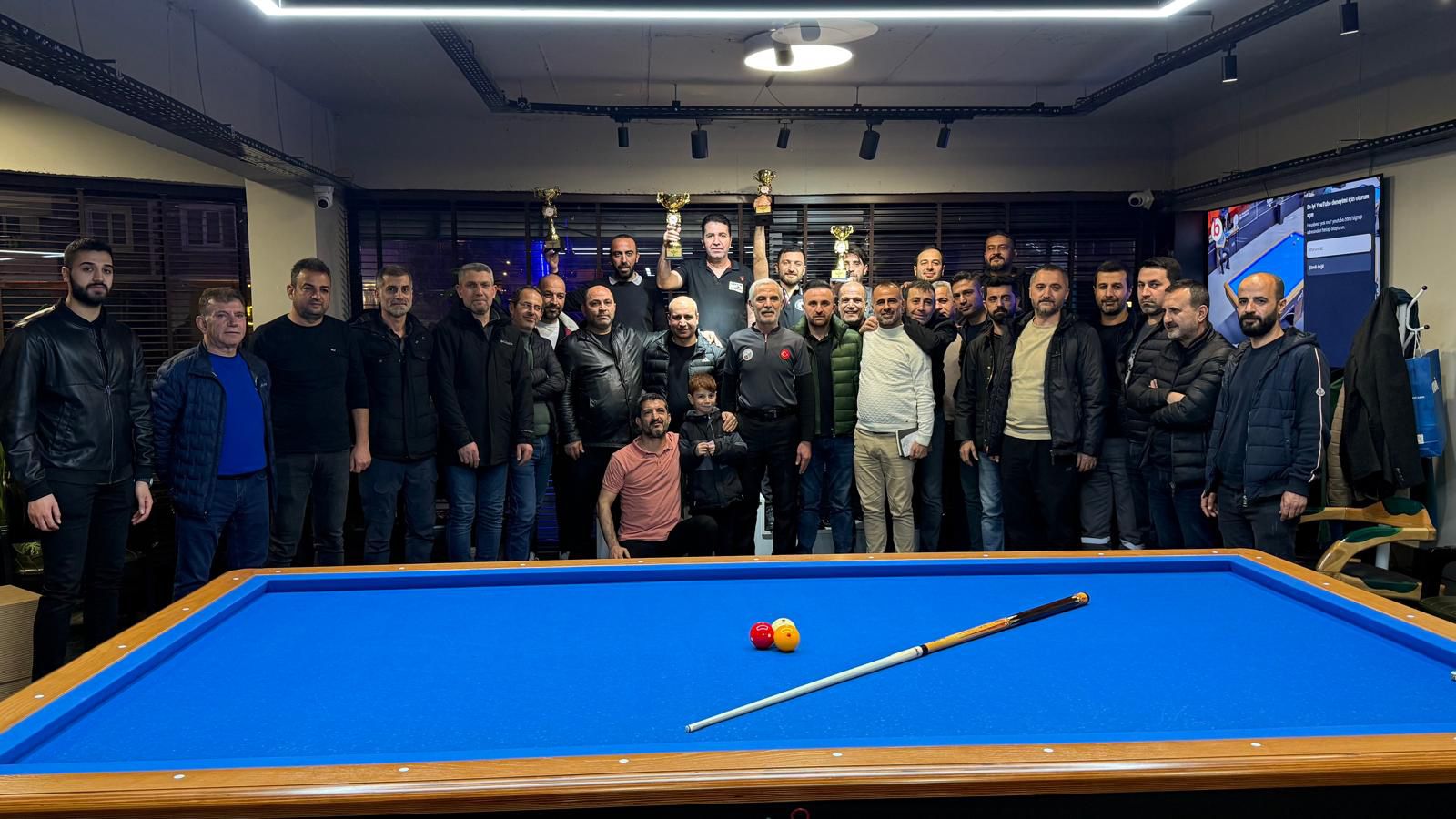 Nefes kesen bilardo şampiyonası