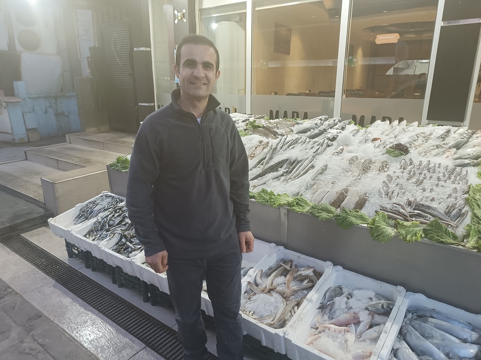 Norveç somonu yok satıyor