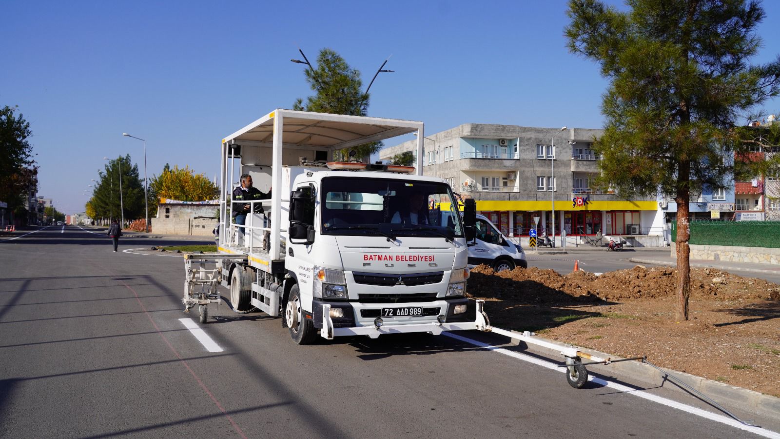3 Ayda 174 bin metre yol çizgisi çizildi