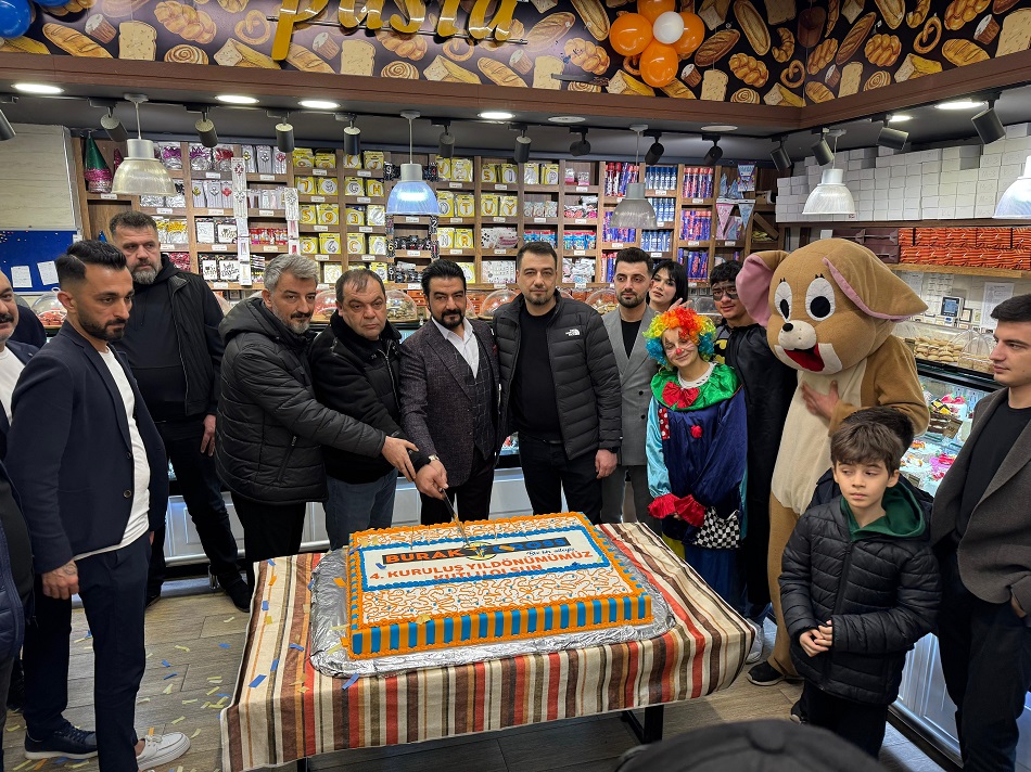 Burak Gross yıldönümünü coşkuyla kutladı