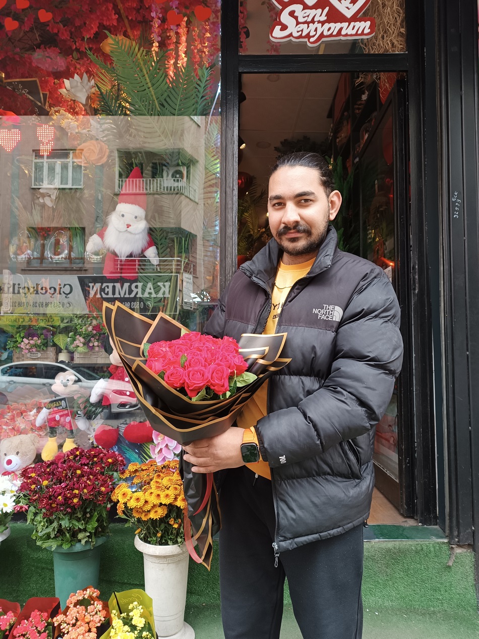 Çiçekçilerde ’14 Şubat’ yoğunluğu