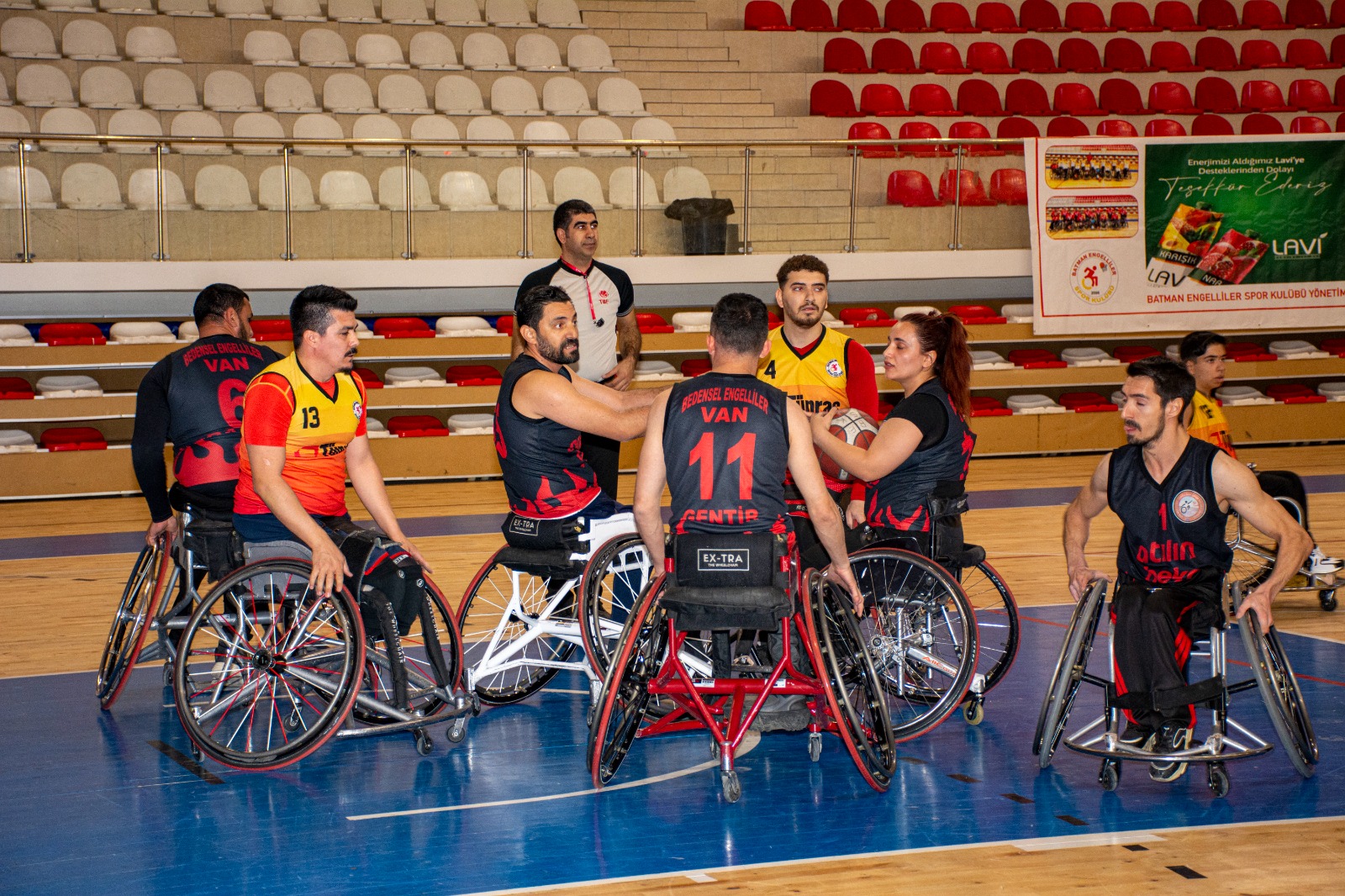 Engelli basketçiler, Van’ı geçti