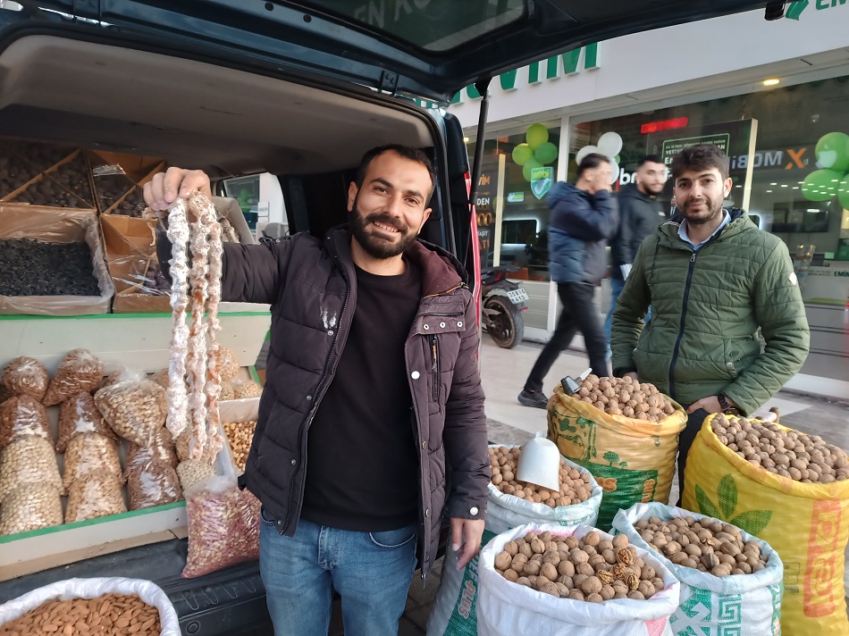 Kış lezzetleri cep yakıyor