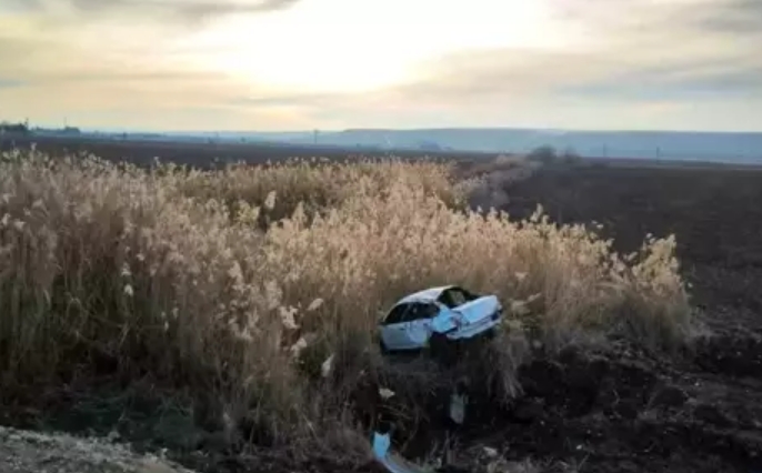 Kozluk yolunda kaza: 1 ölü, 2 yaralı