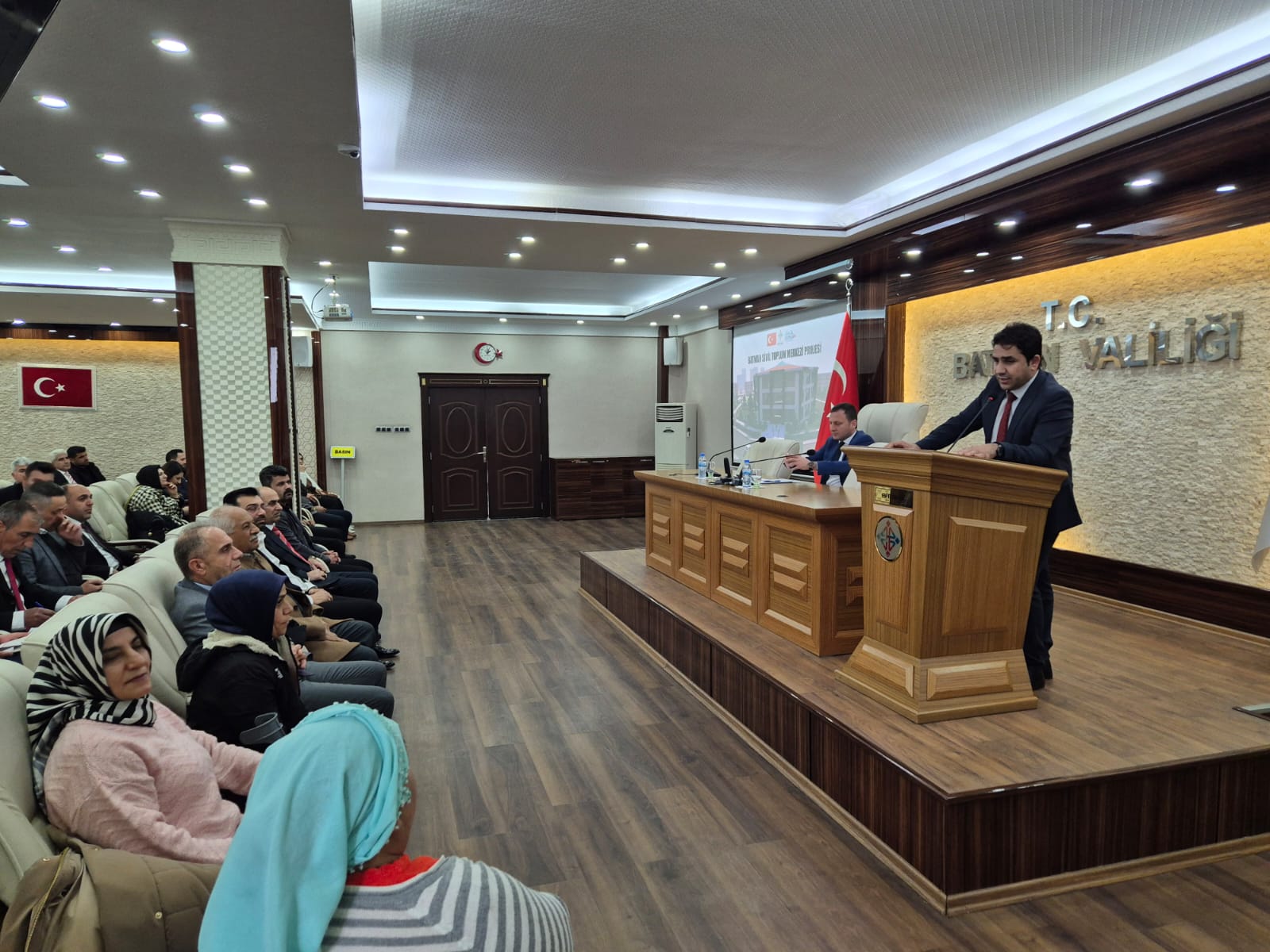 STK’larla istişare toplantısı