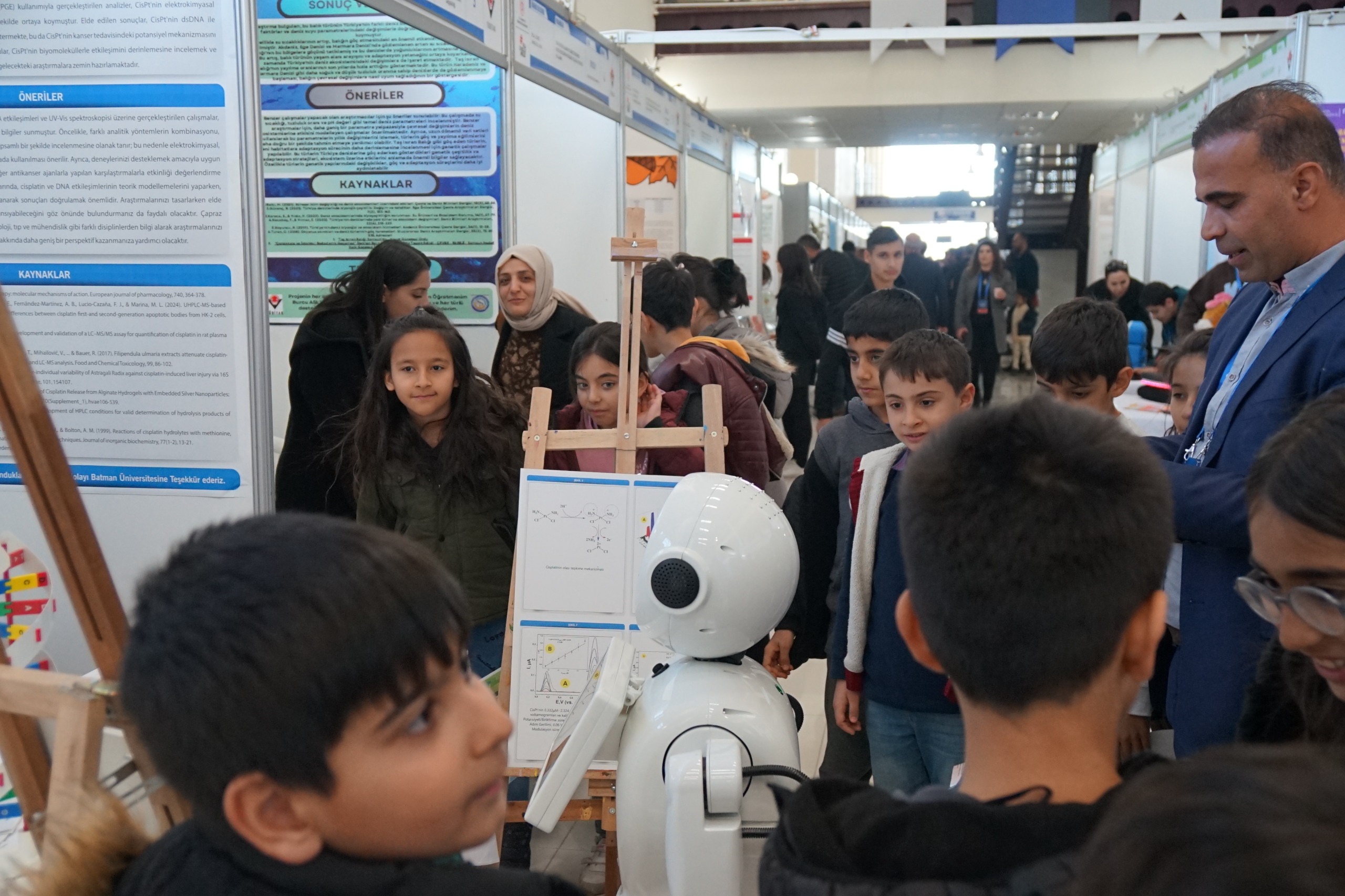 TÜBİTAK Van bölge projeleri sergilendi