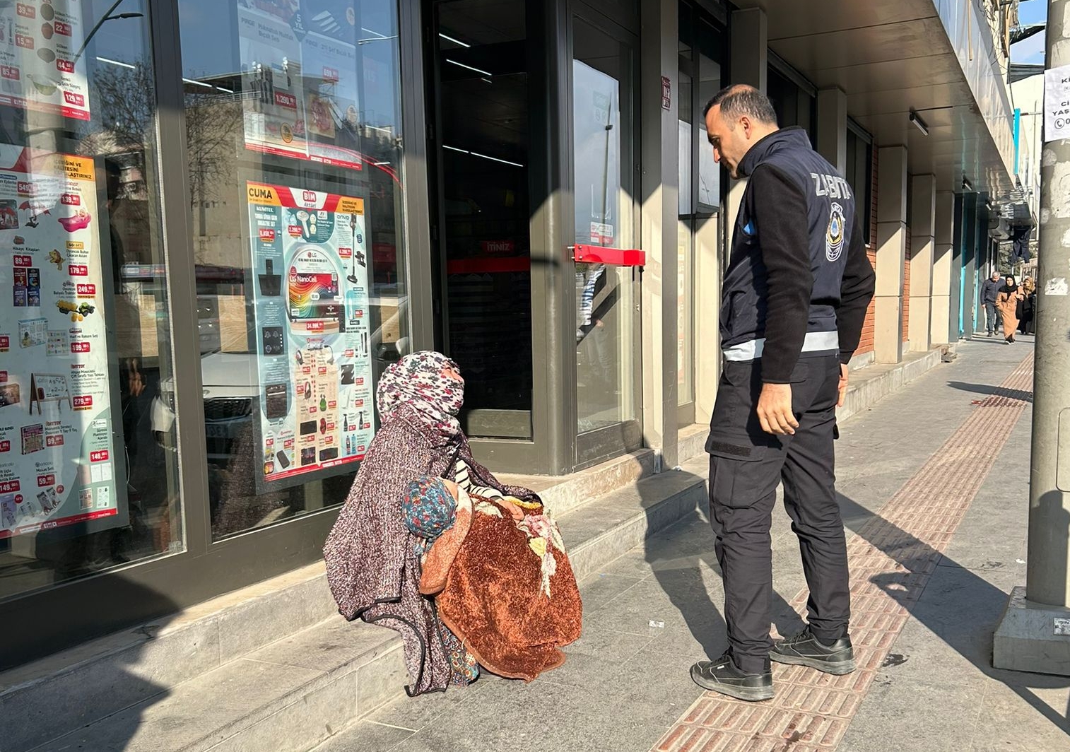 Zabıtadan dilenci denetimi