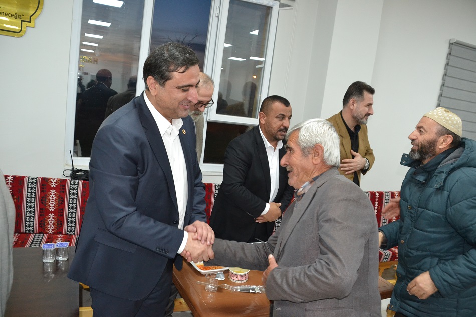 “BARIŞ İÇİN CİDDİ BİR FIRSAT VAR”