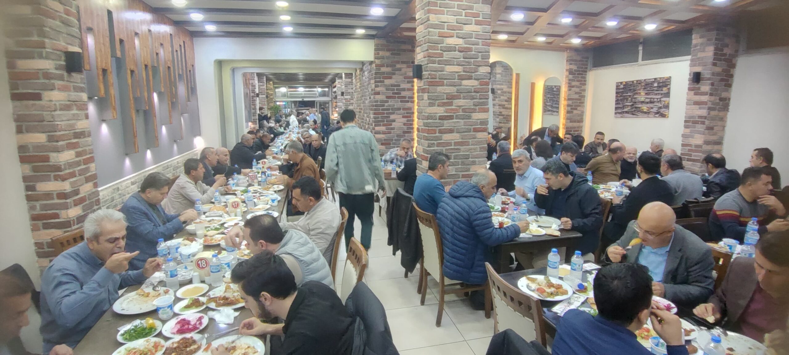 Bayındır Memur-Sen’den üyelerine iftar yemeği