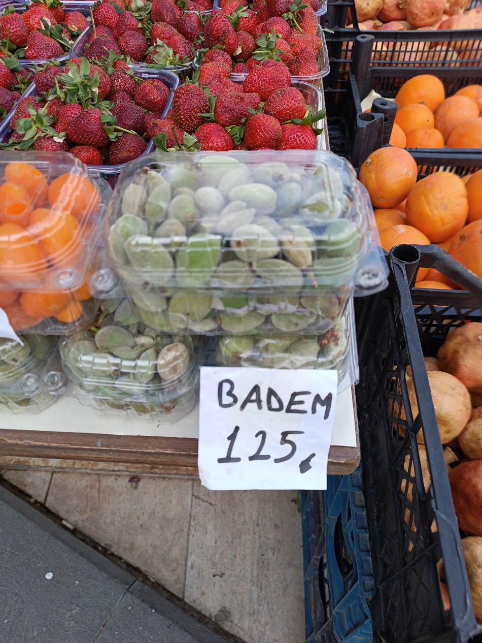 Çağla badem fiyatları cep yakıyor!