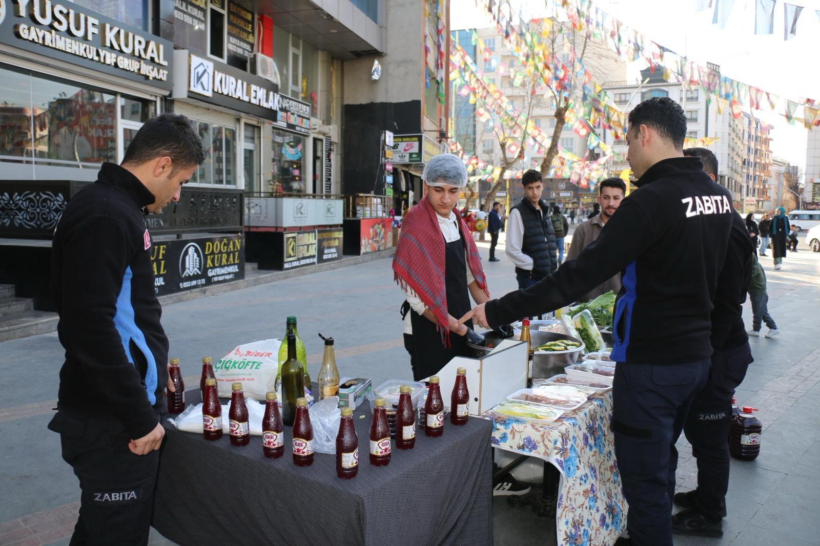 Çiğköfteciler uyarıldı