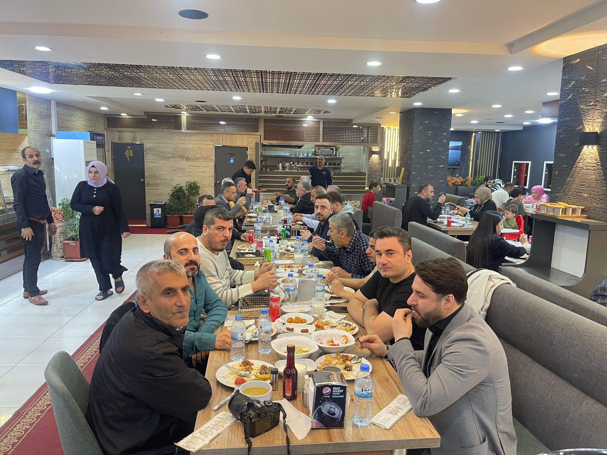 Engelli basketçiler iftarda buluştu