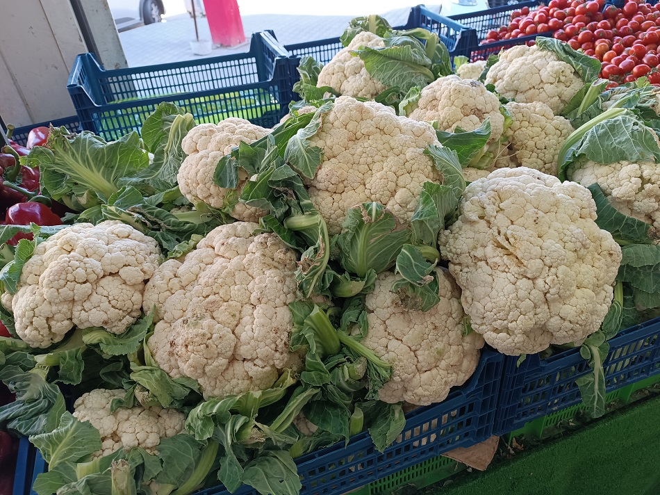 Karnabahar tezgahlarda