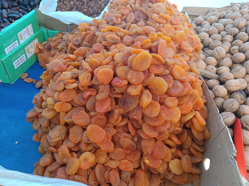 Kayısı fiyatları cep yakıyor!