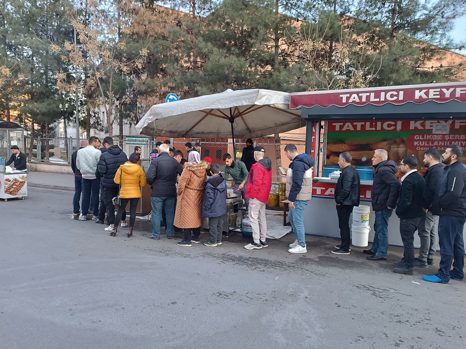 Ramazan tatlısı kuyruğu!