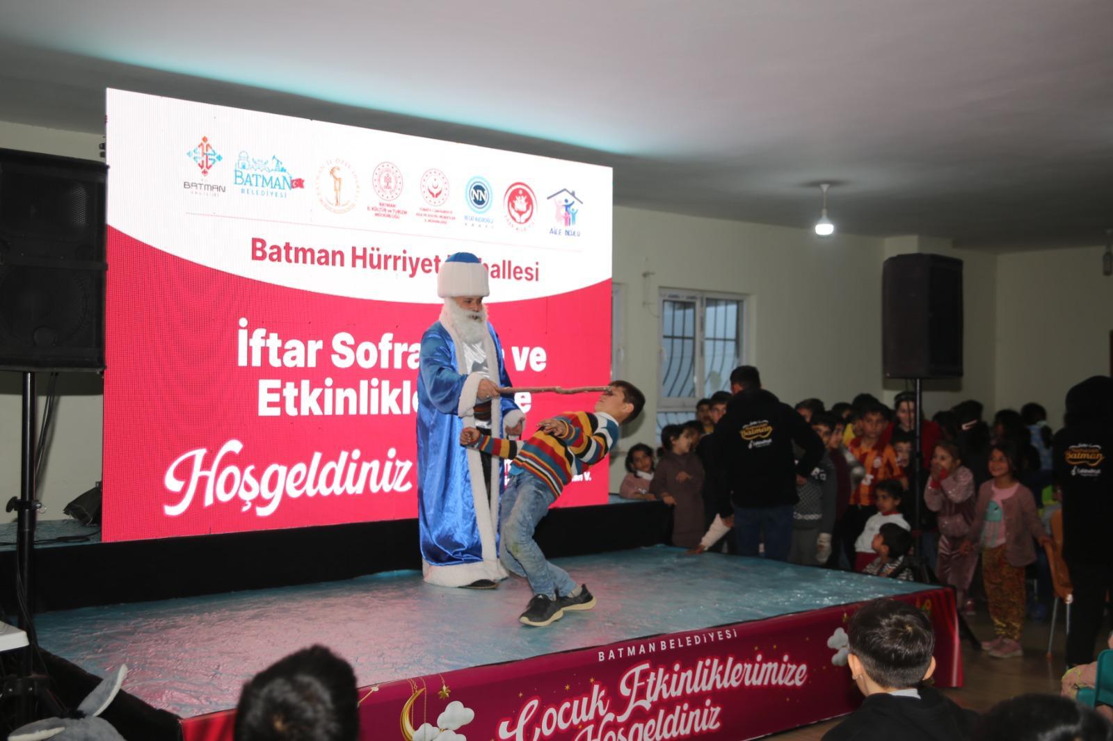 Ramazan’da çocuklar eğleniyor!