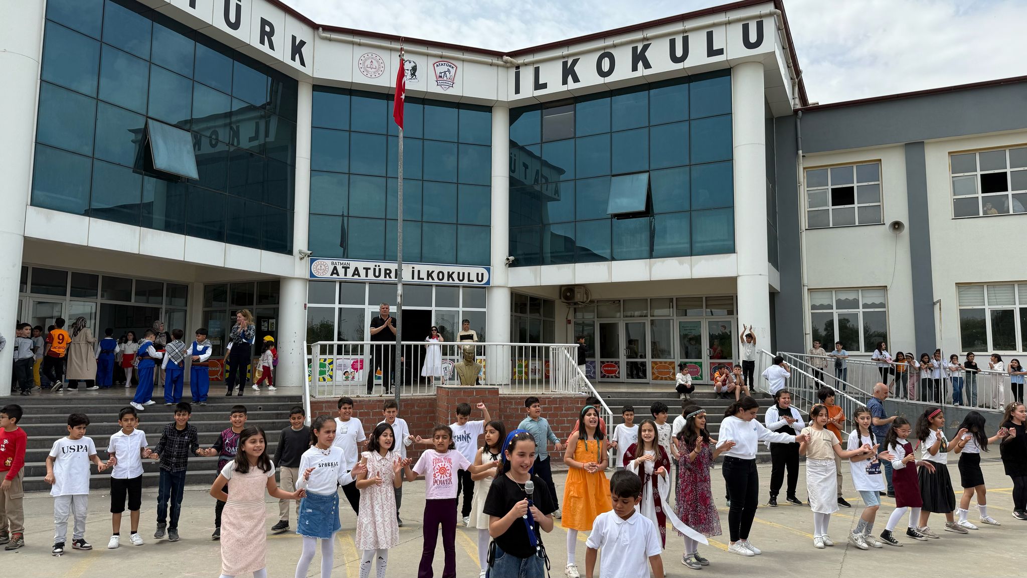 Atatürk ilkokulunda 23 Nisan coşkusu!