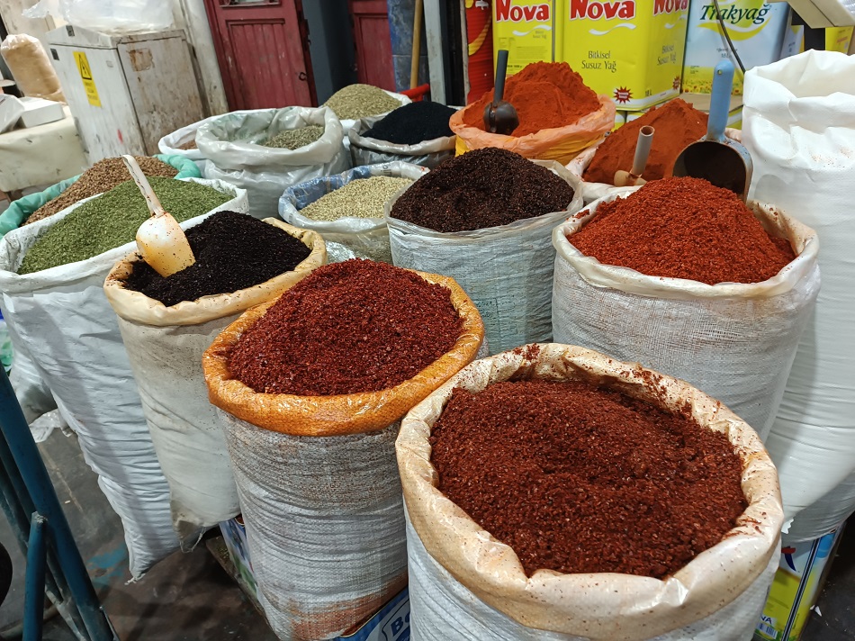 Baharat fiyatları ikiye katlandı