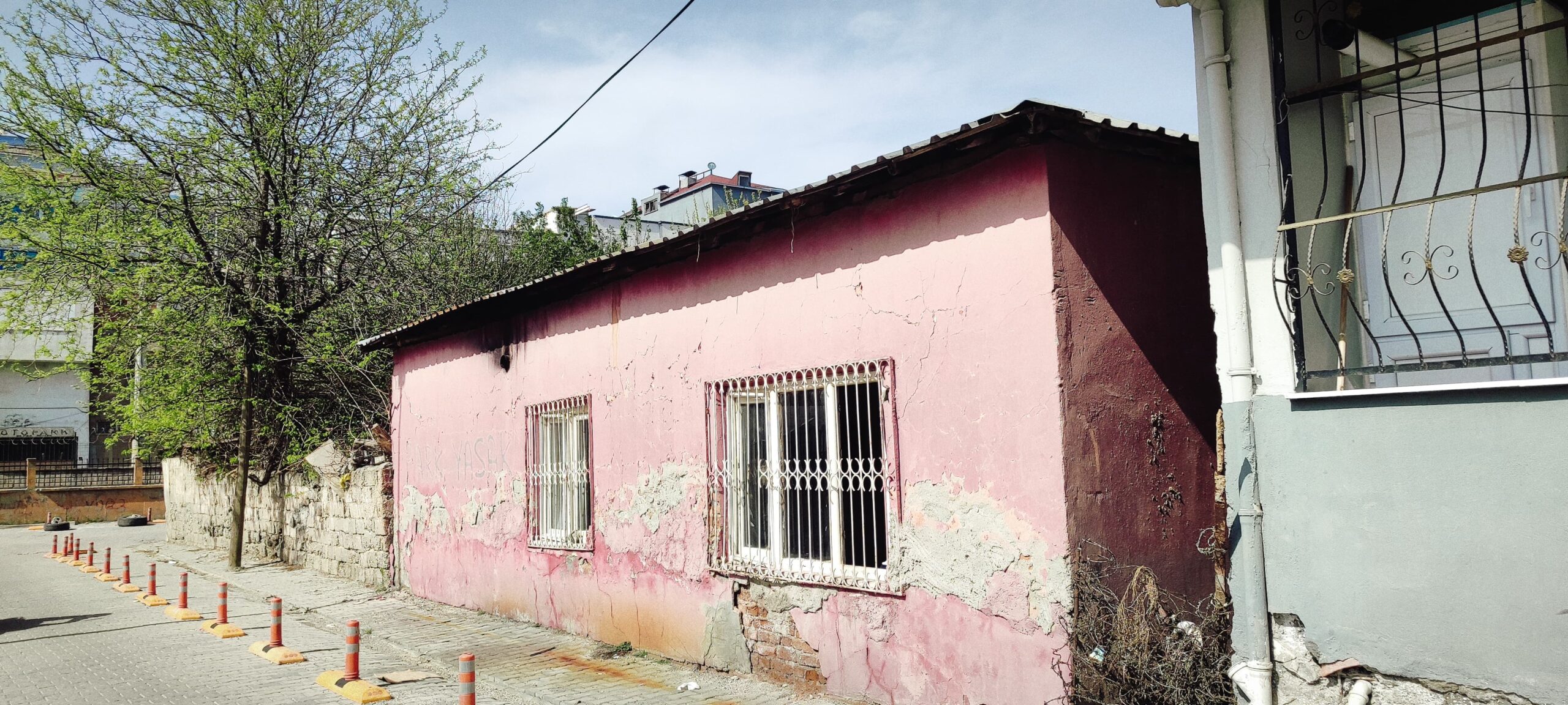 Bir bir tarihe karışıyorlar